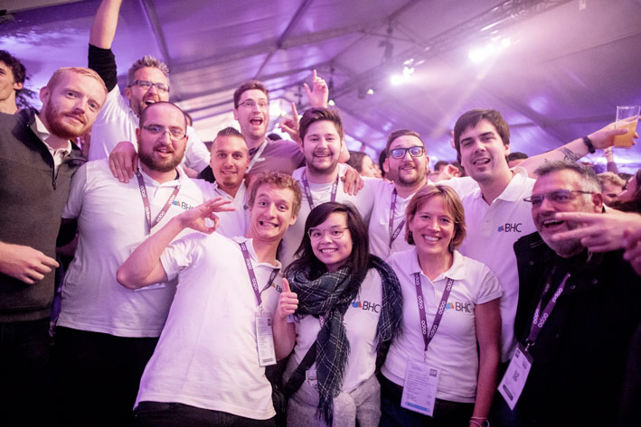 हमारे बारे में